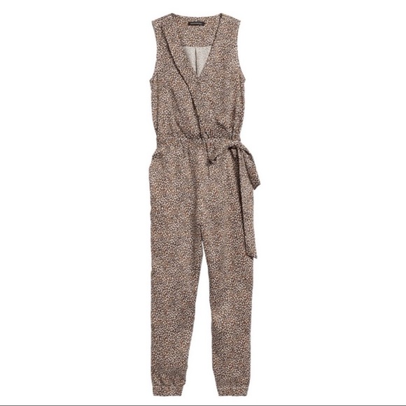 Banana Republic Tencel Wrap Leopard Print Jumpsuit 12 Tall Pockets - Picture 2 of 9